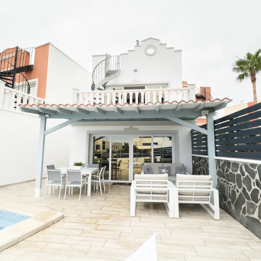 2. Luxuriuos Retrear callao salvaje